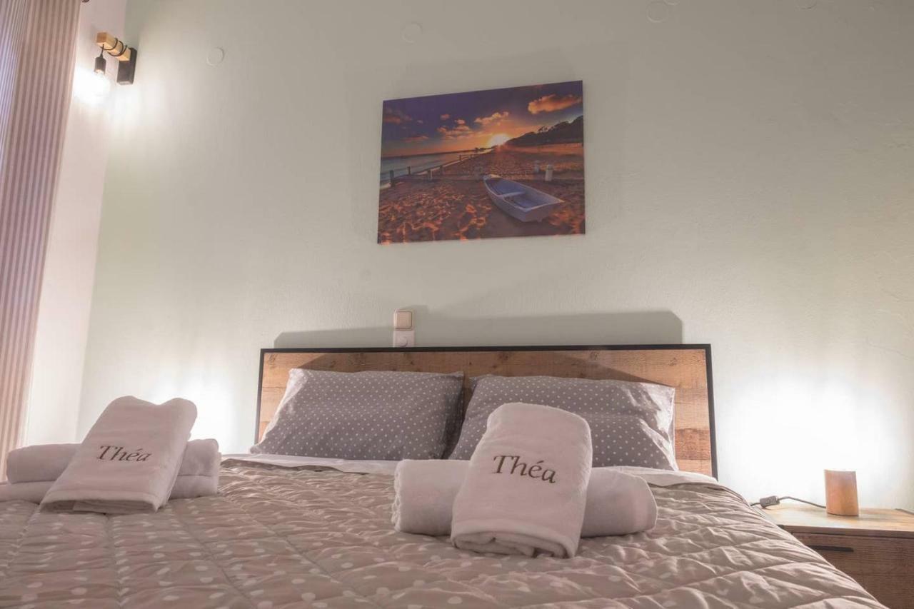 Apartmán Thea Istron Exteriér fotografie